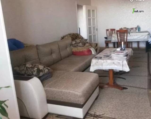 4 սենյականոց բնակարան Լեփսիուսի փողոցում, 92 ք.մ., 2 սանհանգույց, 7/9 հարկ, եվրովերանորոգված