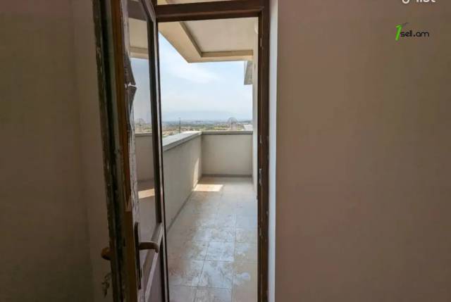 3 սենյականոց բնակարան նորակառույց շենքում Մոնթե Մելքոնյան փողոցում, 100 ք.մ., 2 սանհանգույց