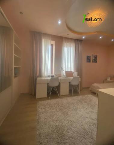 4 սենյականոց բնակարան նորակառույց շենքում Ադոնցի փողոցում, 145 քմ, 12/18 հարկ, բարձր առաստաղներ