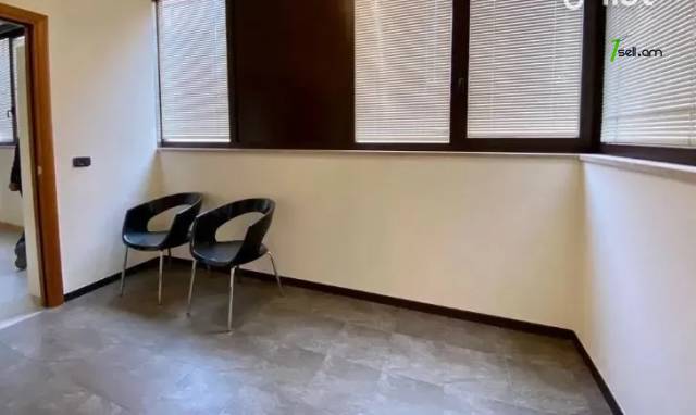 3 սենյականոց բնակարան նորակառույց շենքում Վազգեն Սարգսյանի փողոցում, 114 ք.մ., 3+ սանհանգույց