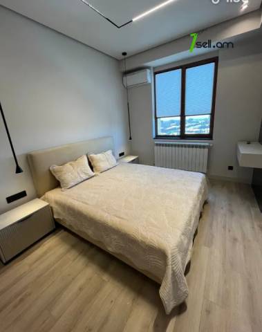 3 սենյականոց բնակարան նորակառույց շենքում Կոմիտասի պողոտայում, 60 ք.մ., բարձր առաստաղներ, 9/15 հարկ