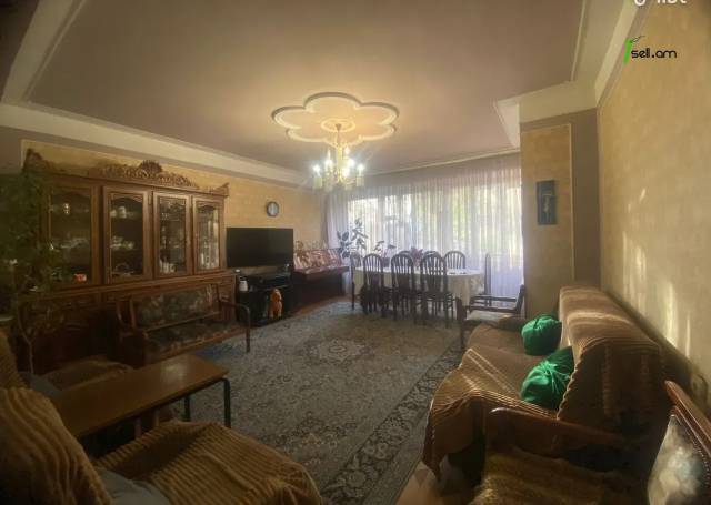 4 սենյականոց բնակարան, Դուրյան թաղամաս, 85 քմ, 2/9 հարկ, մասնակի վերանորոգում