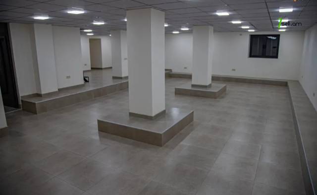 Բազմաֆունկցիոնալ գույք Բագրատունյաց պողոտայում Շենգավիթում, 190 ք.մ.