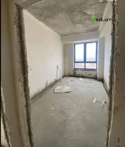 3 սենյականոց բնակարան Մամիկոնյանց փողոցում, 100 քմ, 13/16 հարկ, 2 սանհանգույց, բարձր առաստաղներ