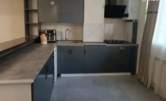 3 սենյականոց բնակարան Արմեն Տիգրանյանի փողոցում, 55 քմ, 2/9 հարկ, բարձր առաստաղներ