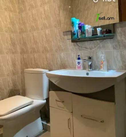 3 սենյականոց բնակարան նորակառույց շենքում Ծարավ աղբյուրի փողոցում, 93 ք.մ., 7/9 հարկ