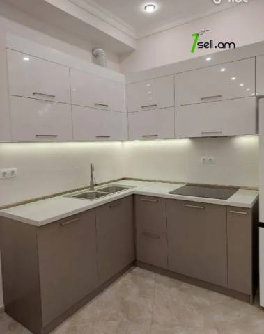 3 սենյականոց բնակարան նորակառույց շենքում Նիկողայոս Ադոնցի փողոցում, 75 ք.մ., 2 սանհանգույց