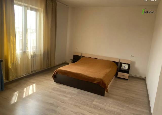 Երկու հարկանի քարե տուն Բագրևանդի փողոցում Ավանում, 150 քմ, 2 սանհանգույց, կոսմետիկ վերանորոգում