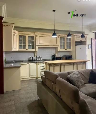 3 սենյականոց բնակարան նորակառույց շենքում Արամի փողոցում, 143 քմ, 4/13 հարկ, 2 սանհանգույց