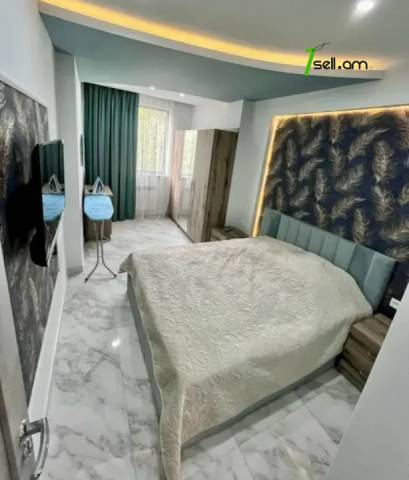 3 սենյականոց բնակարան Եզնիկ Կողբացու փողոցում, 75 ք.մ., 5/9 հարկ, եվրովերանորոգված