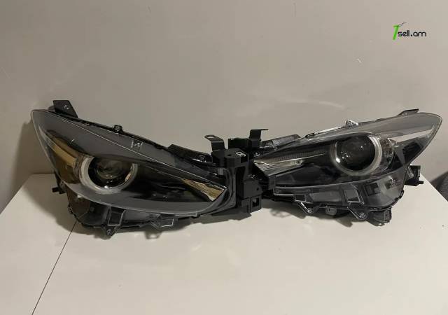 Mazda 3 Առջևի լուսարձակ Full led զույգ ֆառ