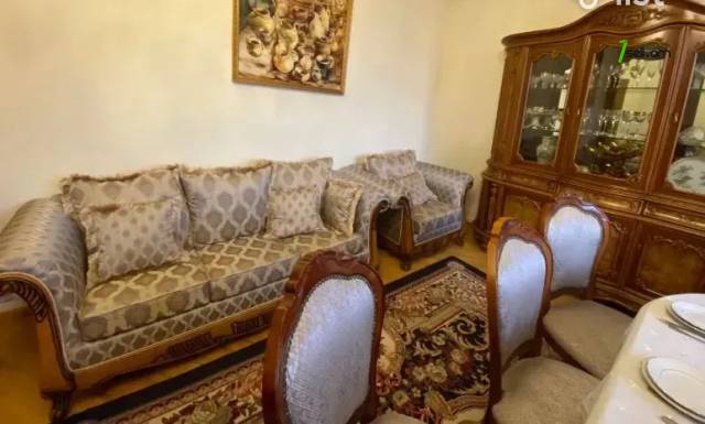 Մեկ հարկանի քարե տուն, Տիչինայի 3-րդ նրբանցք Աջափնյակում, 102 քմ, կապիտալ վերանորոգված
