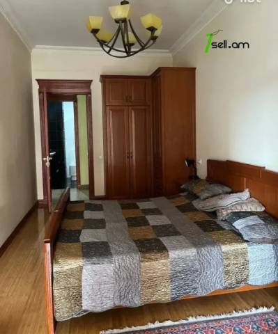 3 սենյականոց բնակարան նորակառույց շենքում Արամի փողոցում, 143 քմ, 4/13 հարկ, 2 սանհանգույց