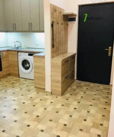 2 սենյականոց բնակարան նորակառույց շենքում Նիկողայոս Ադոնցի փողոցում, 45 ք.մ., բարձր առաստաղներ