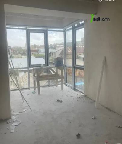 4 սենյականոց բնակարան նորակառույց շենքում Մարշալ Խուդյակովի փողոցում, 140 քմ, 2/14 հարկ