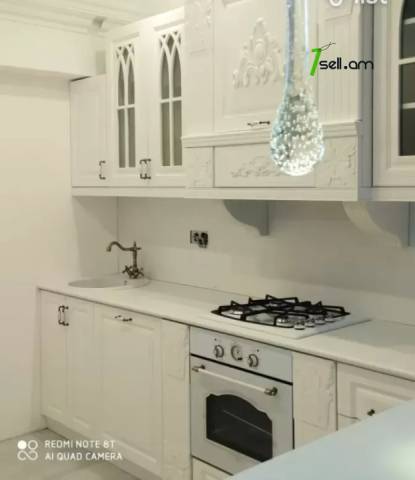 3 սենյականոց բնակարան Սարյանի փողոցում, 75 ք.մ., 5/11 հարկ, դիզայներական ոճով վերանորոգված