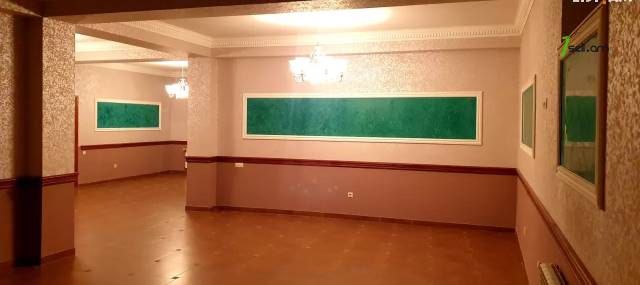 Երկու հարկանի քարե տուն, Նոյ թաղամաս Աջափնյակում, 820 ք.մ., 3+ սանհանգույց, կապիտալ վերանորոգված