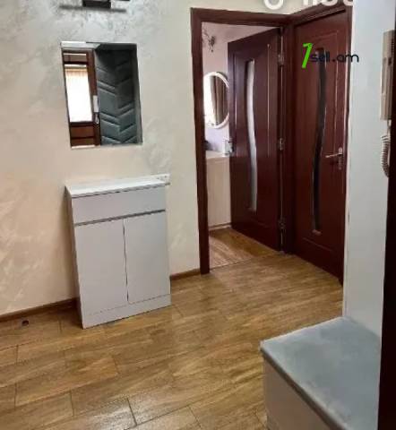 3 սենյականոց բնակարան, Դավթաշեն 3-րդ թաղամաս, 66 ք.մ., բարձր առաստաղներ, 2/9 հարկ