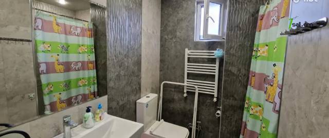 3 սենյականոց բնակարան նորակառույց շենքում Բագրևանդի փողոցում, 81 քմ, բարձր առաստաղներ