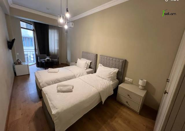 Հյուրանոց Տերյան փողոցում կենտրոնում, 1000 քմ