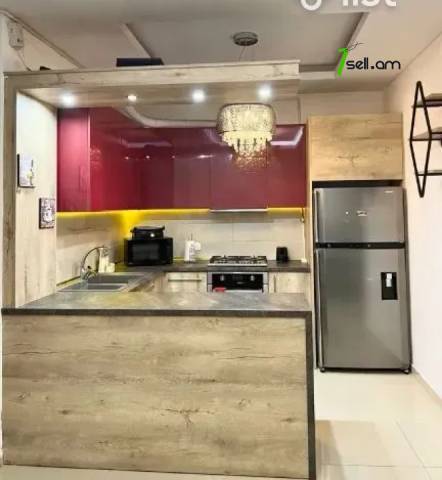 3 սենյականոց բնակարան նորակառույց շենքում Աբովյան փողոցում, 105 քմ, 4/10 հարկ, 2 սանհանգույց