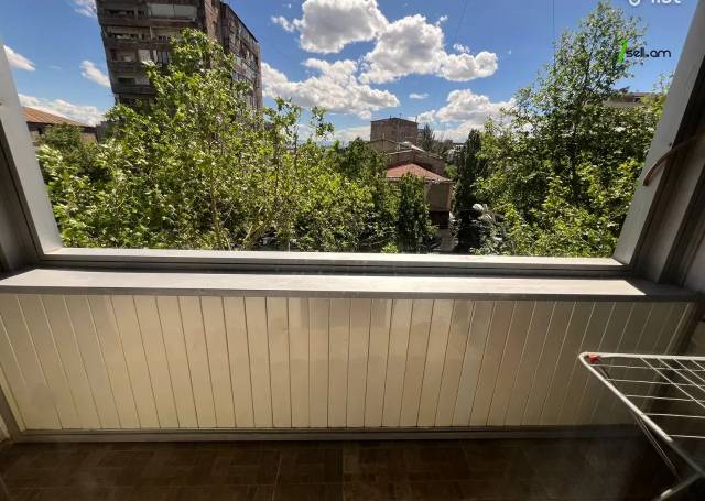 4 սենյականոց բնակարան Սայաթ-Նովայի պողոտայում, 86 քմ, 4/7 հարկ, 2 սանհանգույց, կապիտալ վերանորոգված