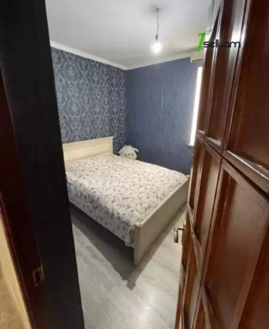 Երկու հարկանի քարե տուն Աջափնյակում, 350 ք.մ., 2 սանհանգույց, եվրովերանորոգված