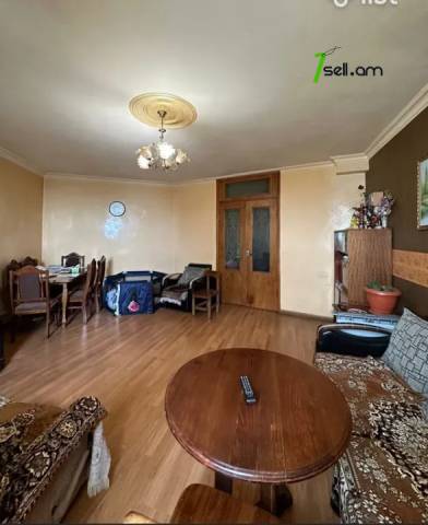 4 սենյականոց բնակարան, Նորաշեն թաղամաս, 98 քմ, 4/16 հարկ, եվրովերանորոգված, քարե շենք