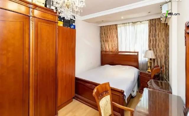 4 սենյականոց բնակարան Մոսկովյան փողոցում, 150 ք.մ., 2/8 հարկ, 2 սանհանգույց, եվրովերանորոգված