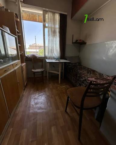 1 սենյականոց բնակարան Արտաշիսյան փողոցում, 45 քմ, 3/5 հարկ, քարե շենք