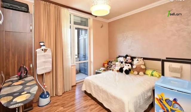 3 սենյականոց բնակարան նորակառույց շենքում Ձորափի փողոցում, 121 քմ, 4/15 հարկ, 2 սանհանգույց