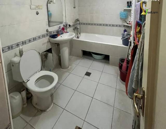 2 սենյականոց բնակարան, Մելիք Մելիքյան փողոցի նրբանցք, 64 ք.մ., նախավերջին հարկ