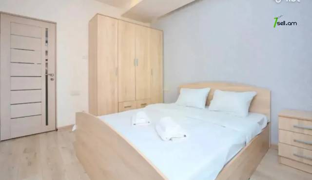 2 սենյականոց բնակարան նորակառույց շենքում Եզնիկ Կողբացու փողոցում, 39 քմ, 5/18 հարկ