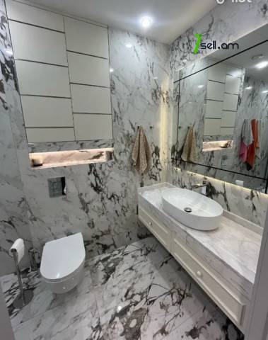 3 սենյականոց բնակարան նորակառույց շենքում Օրբելի եղբայրների փողոցում, 85 քմ, 4/15 հարկ