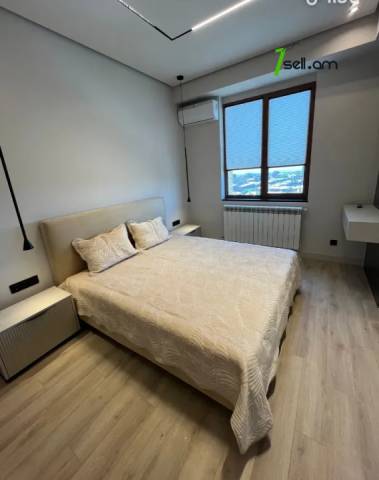 3 սենյականոց բնակարան նորակառույց շենքում Կոմիտասի պողոտայում, 55 ք.մ., 10/15 հարկ, բարձր առաստաղներ