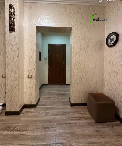 3 սենյականոց բնակարան Կարախանյան փողոցում, 90 ք.մ., 2/9 հարկ, կապիտալ վերանորոգված