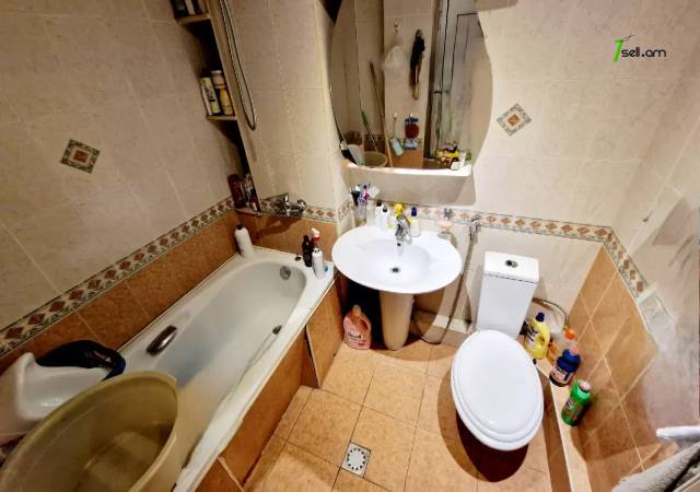 3 սենյականոց բնակարան Խորենացու փողոցում, 105 ք.մ., 2 սանհանգույց, 3/10 հարկ, կապիտալ վերանորոգված