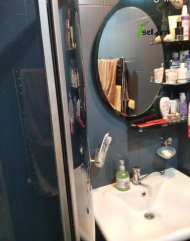 3 սենյականոց բնակարան, Դավիթ Մալյան փողոցի նրբանցք, 73 ք.մ., կապիտալ վերանորոգված, քարե շենք