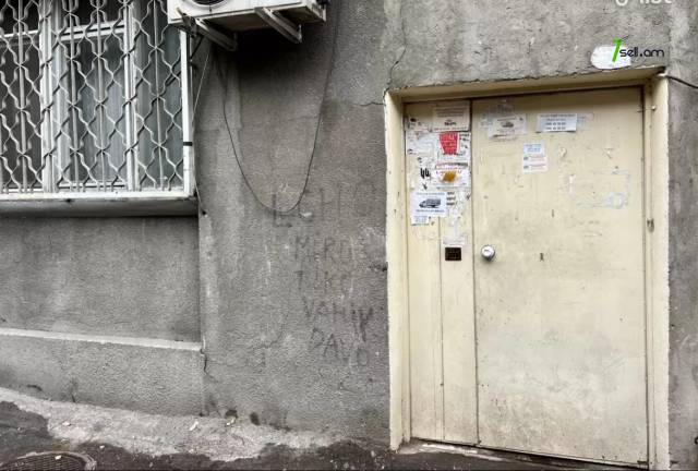 3 սենյականոց բնակարան Արաբկիրում, 86 ք.մ., բարձր առաստաղներ, 1/5 հարկ, կոսմետիկ վերանորոգում