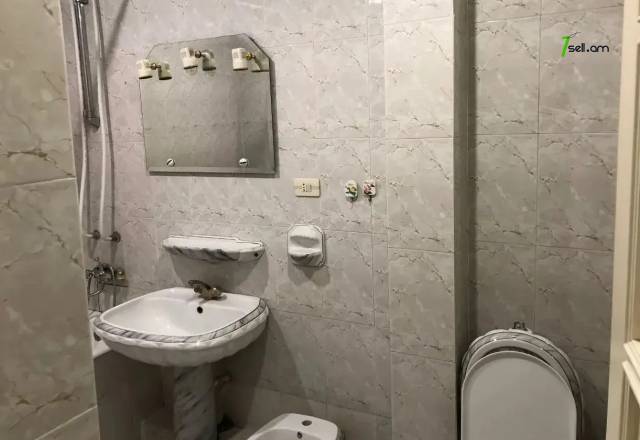 3 սենյականոց բնակարան Կոմիտասի պողոտայում, 92 քմ, 3/5 հարկ, բարձր առաստաղներ, մի քանի պատշգամբ