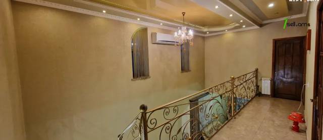 Երկու հարկանի քարե տուն Աջափնյակում, 350 ք.մ., 2 սանհանգույց, եվրովերանորոգված