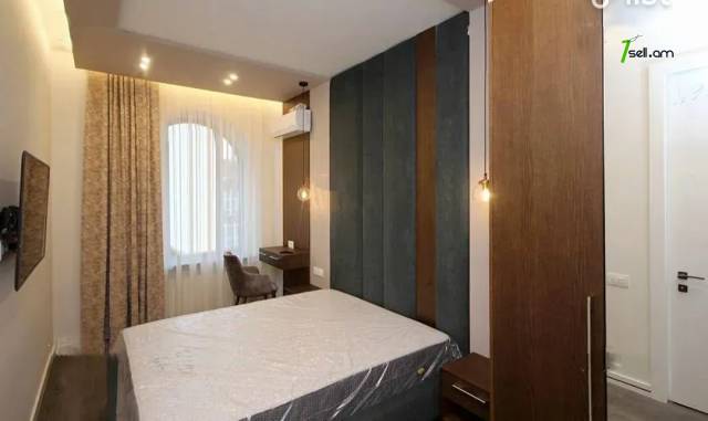 2 սենյականոց բնակարան Նալբանդյան փողոցում, 36 քմ, բարձր առաստաղներ, դիզայներական ոճով վերանորոգված