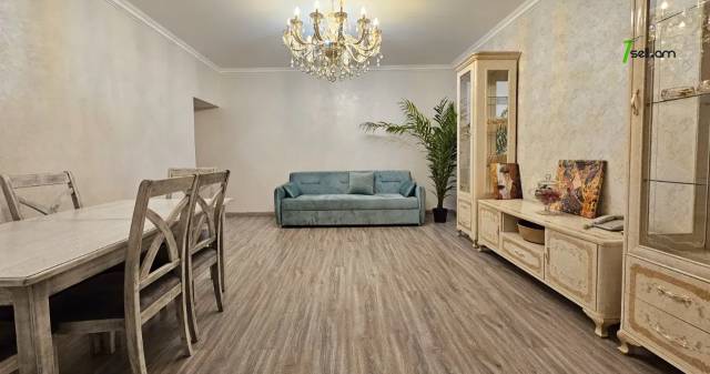 3 սենյականոց բնակարան Թումանյան փողոցում, 90 քմ, 4/9 հարկ, դիզայներական ոճով վերանորոգված