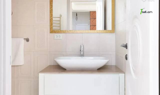 3 սենյականոց բնակարան նորակառույց շենքում Ամիրյան փողոցում, 80 ք.մ., 4/11 հարկ, 2 սանհանգույց