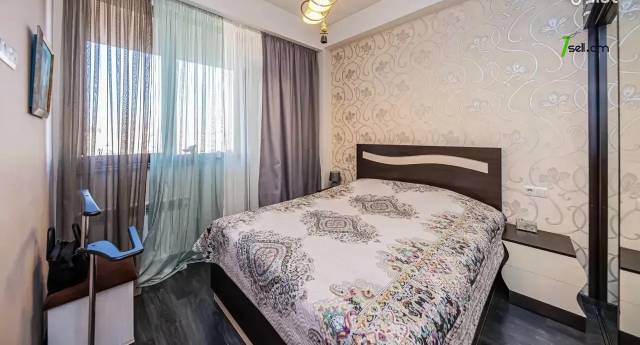 3 սենյականոց բնակարան նորակառույց շենքում Սասնա Ծռերի փողոցում, 67 ք.մ., բարձր առաստաղներ