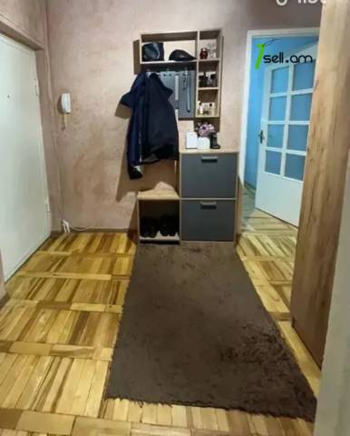 3 սենյականոց բնակարան, Դավթաշենի 3-րդ զանգված, 73 քմ, նախավերջին հարկ, կոսմետիկ վերանորոգում