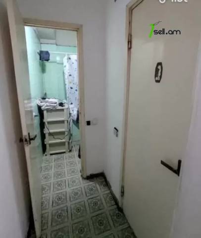 4 սենյականոց բնակարան Արաբկիրում, 88 ք.մ., 2 սանհանգույց, նախավերջին հարկ, մասնակի վերանորոգում