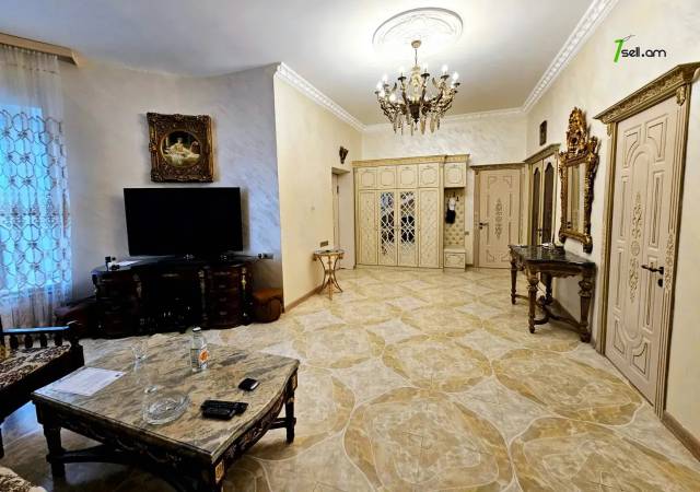 Երկու հարկանի քարե տուն Կուրղինյան փողոցում Մալաթիա Սեբաստիայում, 1654 քմ, 3+ սանհանգույց