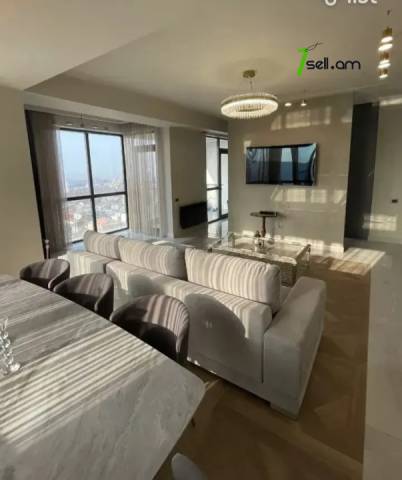 3 սենյականոց բնակարան նորակառույց շենքում Կարապետ Ուլնեցու փողոցում, 110 ք.մ., 2 սանհանգույց