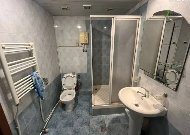 3 սենյականոց բնակարան Հունան Ավետիսյանի փողոցում, 78 ք.մ., կապիտալ վերանորոգված